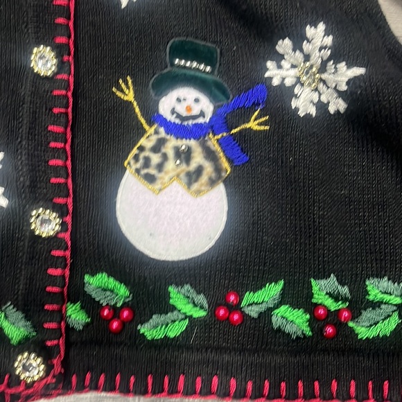 Vintage Snowman Christmas Sweater - Picture 5 of 5